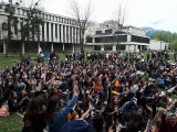 Grenoble : les étudiants réunis en assemblée générale  ont voté la poursuite des blocages de l'université