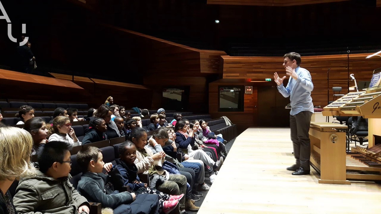 Éducation musicale autour de l'orgue avec Thomas Ospital