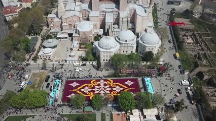 Havadan Görüntülerle Dünyanın En Büyük Lale Halısı Hd