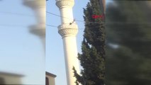Bursa Pompalı Tüfekle Minareye Çıktı, Polisi Alarma Geçirdi
