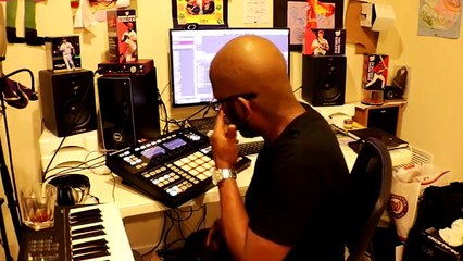 PRODUCER MAKES NICE AND SMOOTH BEAT MASCHINE STUDIO