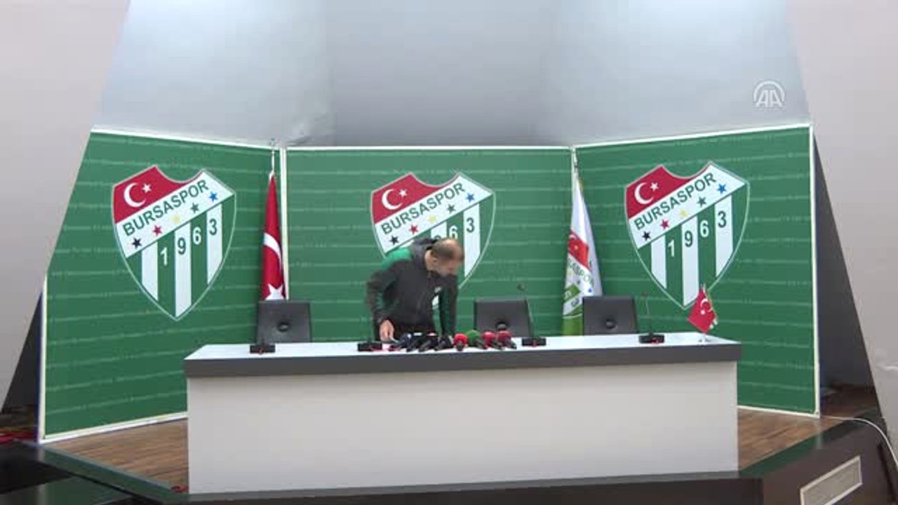 Mustafa Er: "Kaliteli Bir Takımız Ama Bunu Sahaya Yansıtamıyoruz"