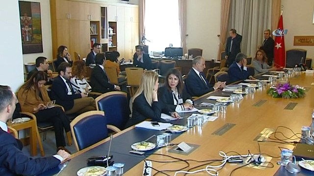 Aile ve Sosyal Politikalar Bakanı Fatma Betül Sayan Kaya: ' Gençlerin aile yapısı, alışkanlıkları, travma deneyimleri, sigara, alkol, madde kullanım alışkanlıklarını araştırdık. Gençlerimizin hizmet aldığı birimlerin uzmanlardan gençlerin n