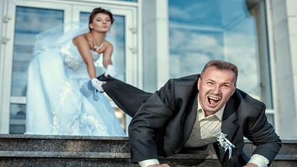 4 Signs That Tell Wedding Photographers If Your Marriage Will Last