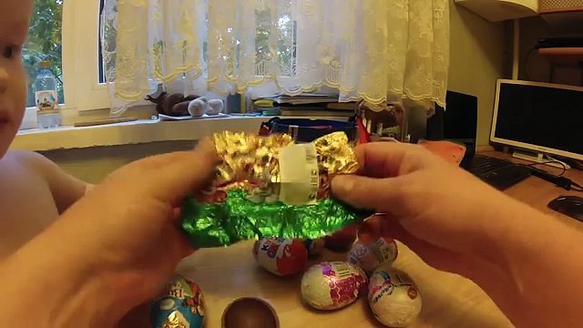 Открываем Шоколадные яйца Киндер Сюрприз, Пчелка Майя, Чупа-Чупс, Маша и медведь, ВинниПух и другие
