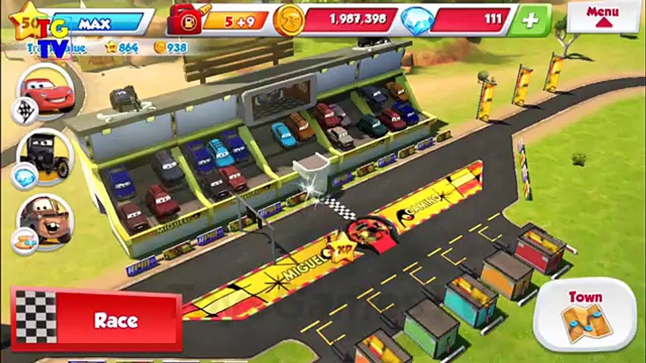 Disney Pixar Cars Fast as Lightning Fillmore vs Chick Hicks, Komodo