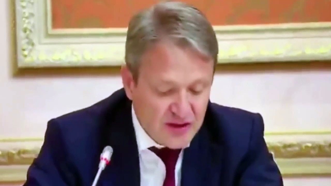 Putin explota de risa con el fallo épico de un ministro