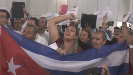 Venezolanos y oficialistas cubanos boicotean reunión de la sociedad civil en Lima