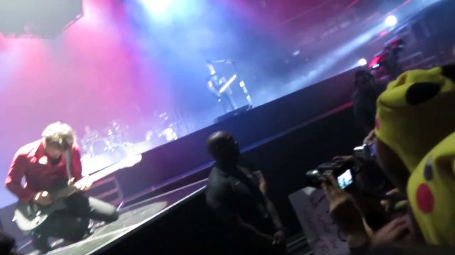 Muse - Star Spangled Banner + Hysteria, Time Warner Cable Arena, Charlotte, NC, USA 9/3/2013