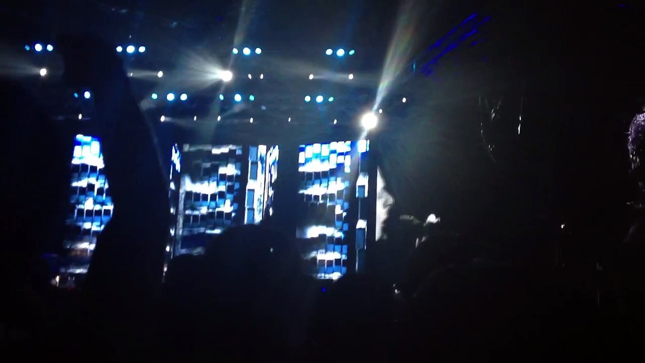 Muse - Hysteria (Partial). Marine Stadium, Summer Sonic Festival, Tokyo, Japan  8/11/2013