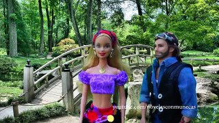 SERIE JUVENIL de Barbie en español - Jade Parte 2 - Novelas con muñecas y juguetes