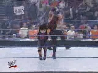 Kane vs Rhyno - Hardcore Match