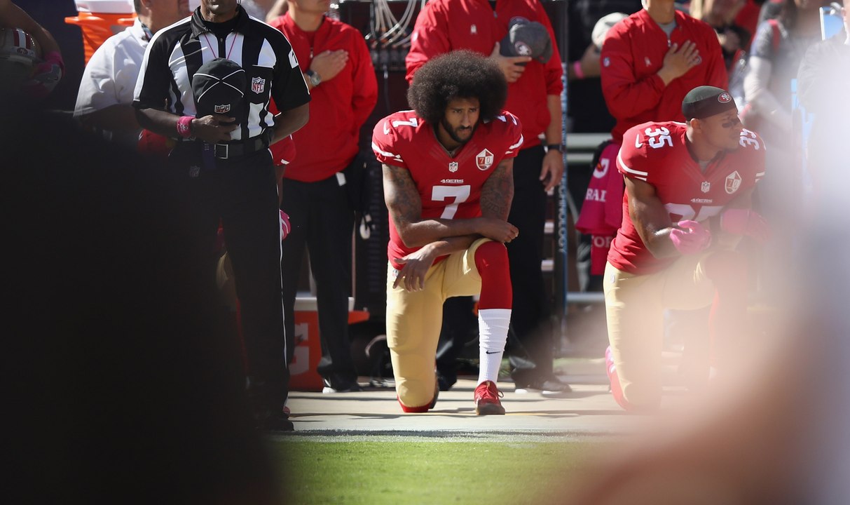 Seahawks Postpone Meeting After Colin Kaepernick Declines to Say if He Will Stop Kneeling