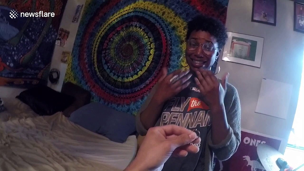 Magic trick transforms virtual ring into a real one during proposal