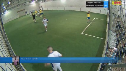 Faute de jean-baptiste - ATHLETIC KINIKTOU Vs POMPIERS DE CHAUVIGNY - 12/04/18 20:00 - LIGUE 2