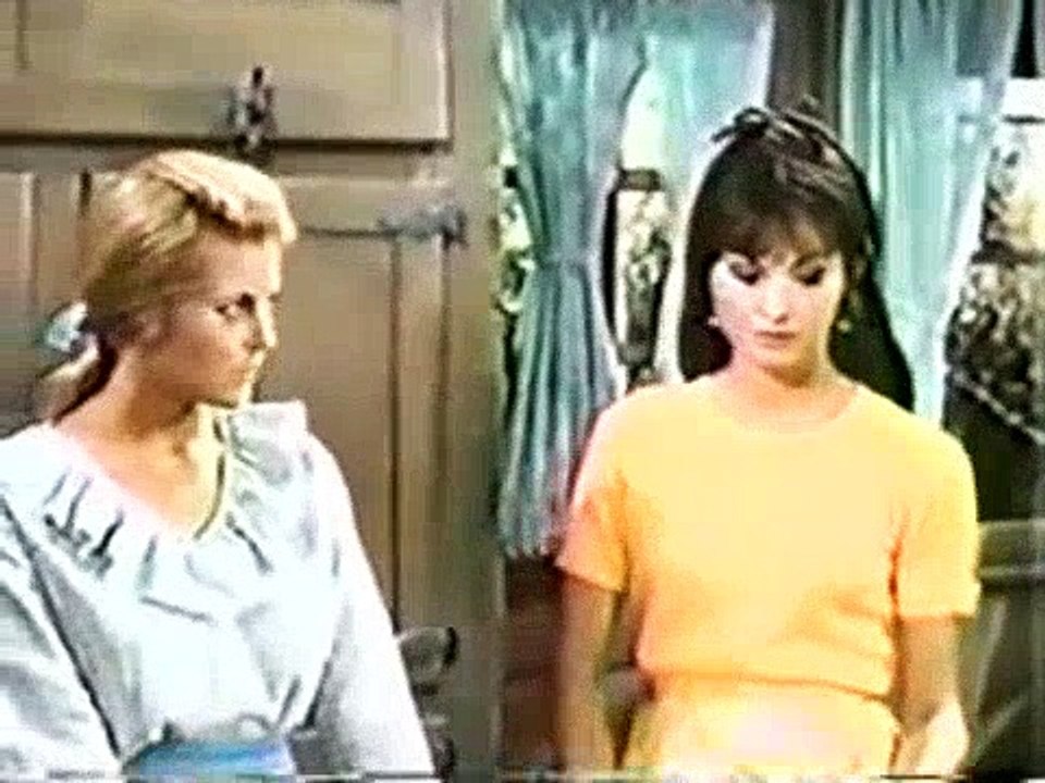 Petticoat Junction S07E16 Selma Plout's Plot