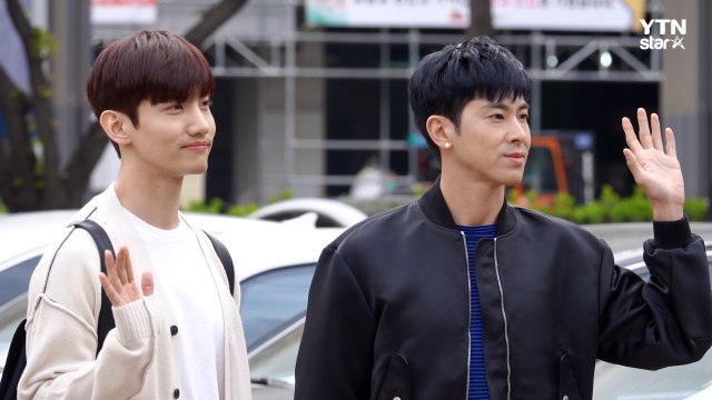 [Y영상] 동방신기-몬스타엑스, ‘여심 저격 심쿵 눈빛’ / YTN