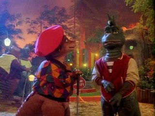 Dinosaurs S03E11 The Son Also Rises