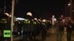 Ultranacionalistas polacos se enfrentan a la Policía en Varsovia