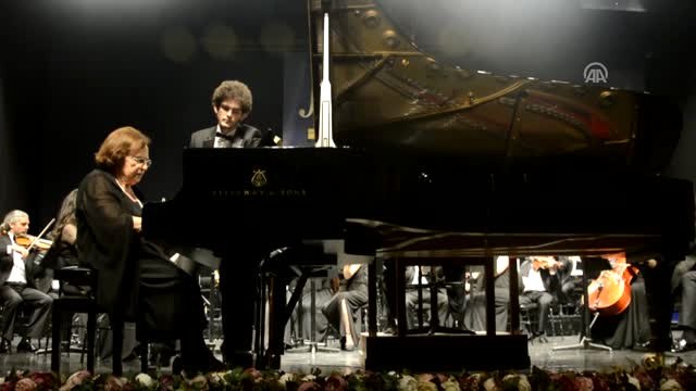 Bbdso'dan Ustalara Saygı Konseri - Piyano Virtüözü Ayşegül Sarıca'nın Konseri