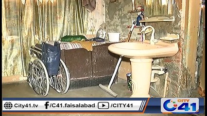 فیصل آباد کے جواں سالہ نوجوان نے معذوری کے باعث زندگی کے بیس سال بستر پر ہی گزار دئیے
