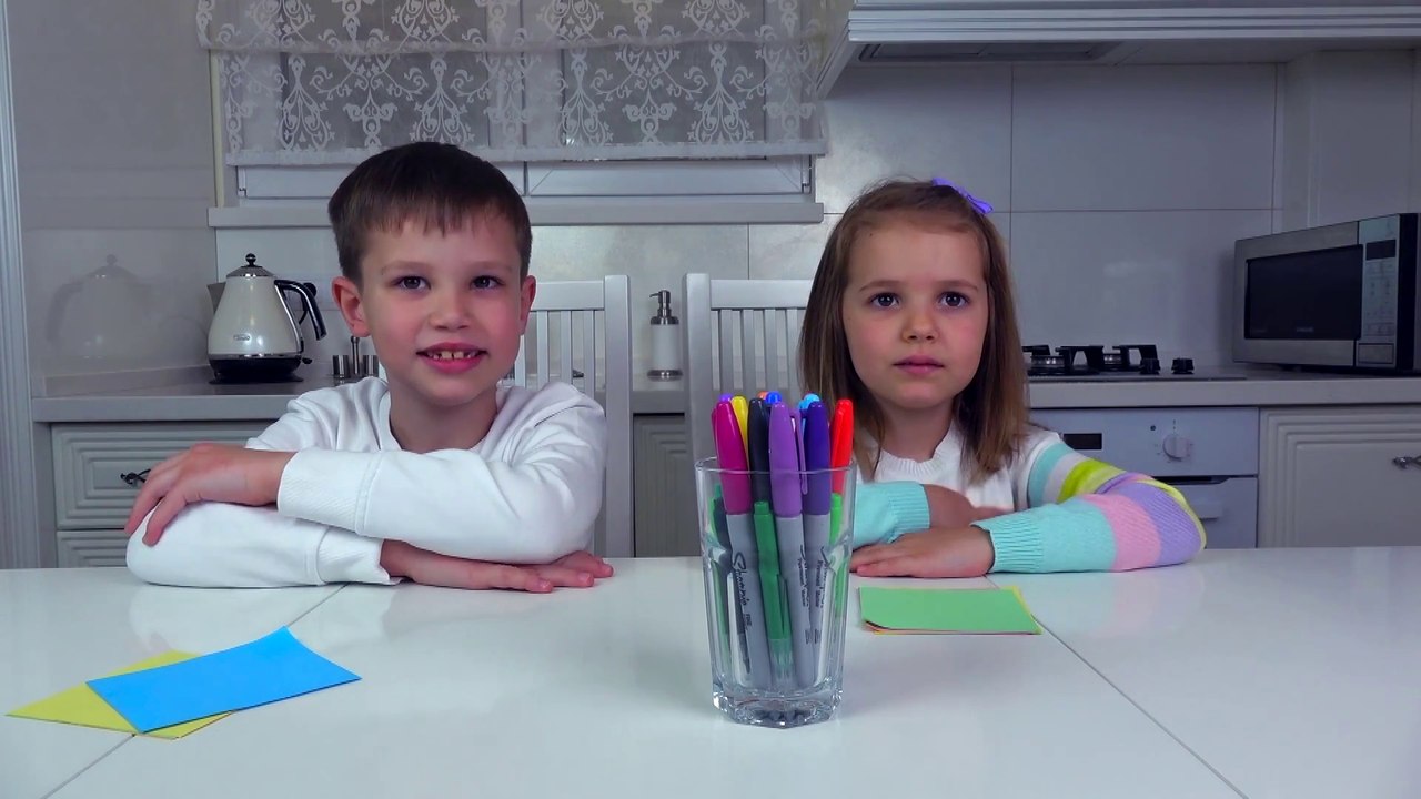 Челлендж Катя & Макс Мальчики против Девочек на машинах ⁄ Задание друг другу ⁄ Challenge