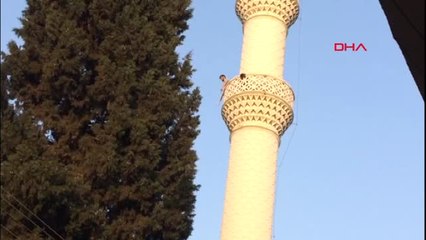 Bursa Pompalı Tüfekle Minareye Çıktı, Polisi Alarma Geçirdi