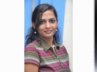 SUN TV Priyamanaval Serial Actress Kavitha Photos - சன் டிவி
