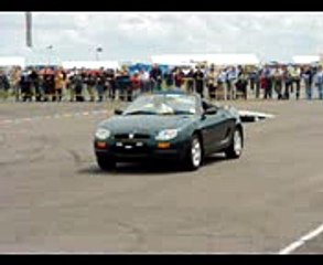 Funny Videos - High Speed Parallel Parking (2) (1)[Nitzee]
