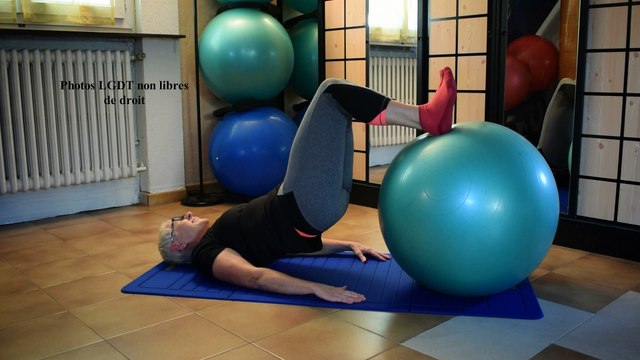 Musculation des ischios jambiers et fessiers : les 3 étages (difficulté 2)