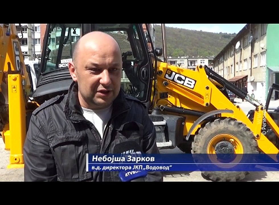 Novi rovokopač u JKP „Vodovod“ Majdanpek, 13. april 2018. (RTV Bor)