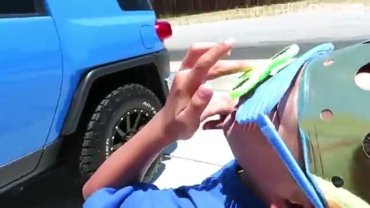 KID Test Driving CAR with DAD, Fidget Spinner Fun - TigerBox HD