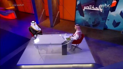 الأمير "الفنان" خالد الفيصل يفسر إحدى لوحاته الفنية.. بطريقة فلسفية عميقة تستشرف المستقبل وتوطد التاريخ والأصالة