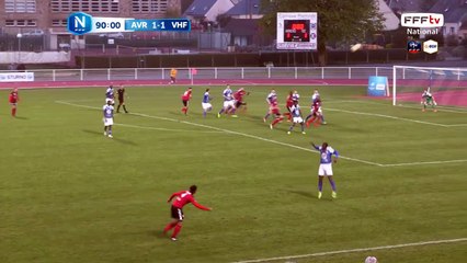 dégagé des deux poings !