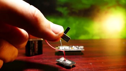 Illegal $8 Wifi Jammer Hack! - Simple Smartphone Spy Gadget!?!?