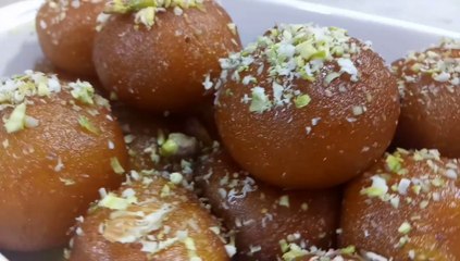 Gulab Jamun With Paneer & Khoya/Mawa| Easy Recipe| By Safina's Kitchen.