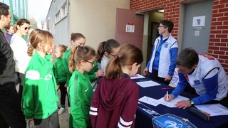 Opération Mesdames franchissez la barrière organisée par le District du 92 à Gennevilliers