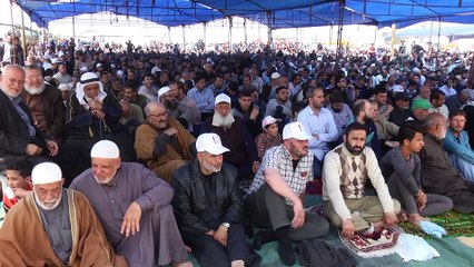 Filistinliler cuma namazını İsrail sınırında kıldı - GAZZE