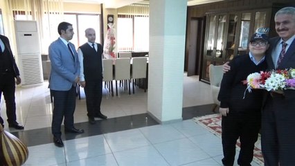Down sendromlu genç en büyük hayalini gerçekleştirdi