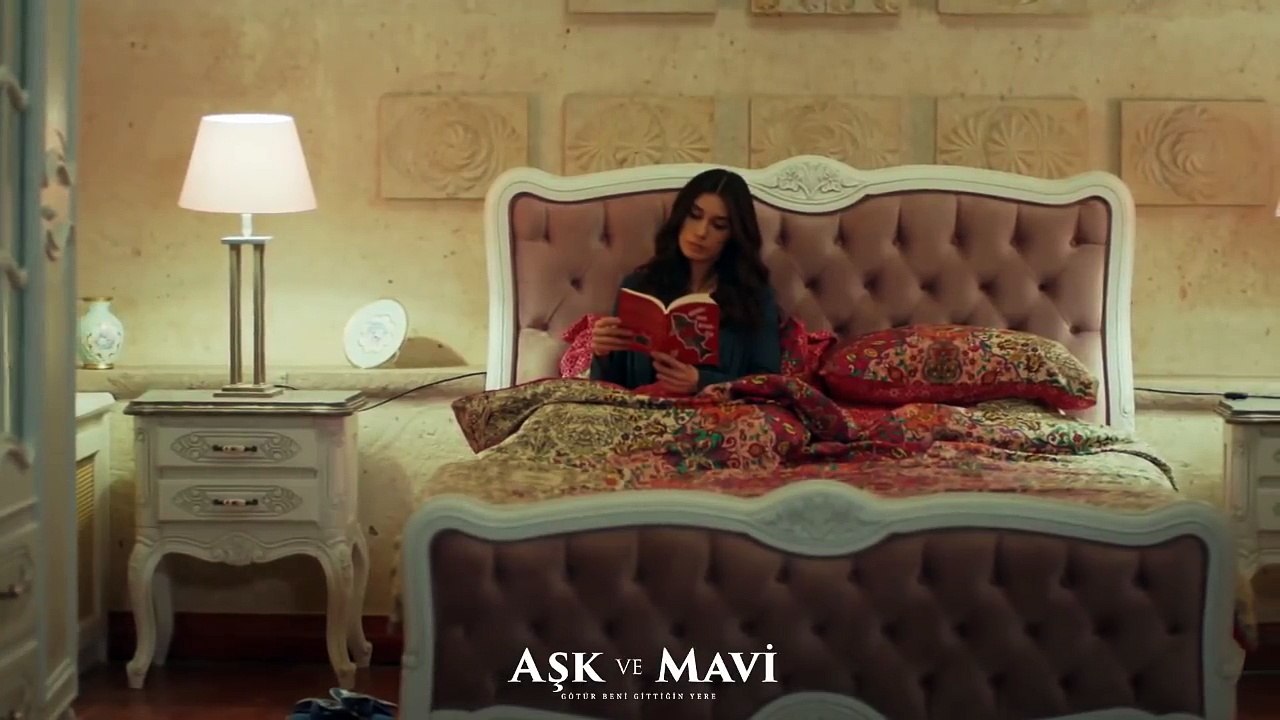 Aşk ve Mavi 61.Bölüm - Mavi’nin yatak odasına giren Faysal!