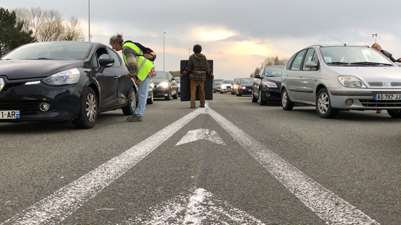Opération péage gratuit à La Gravelle