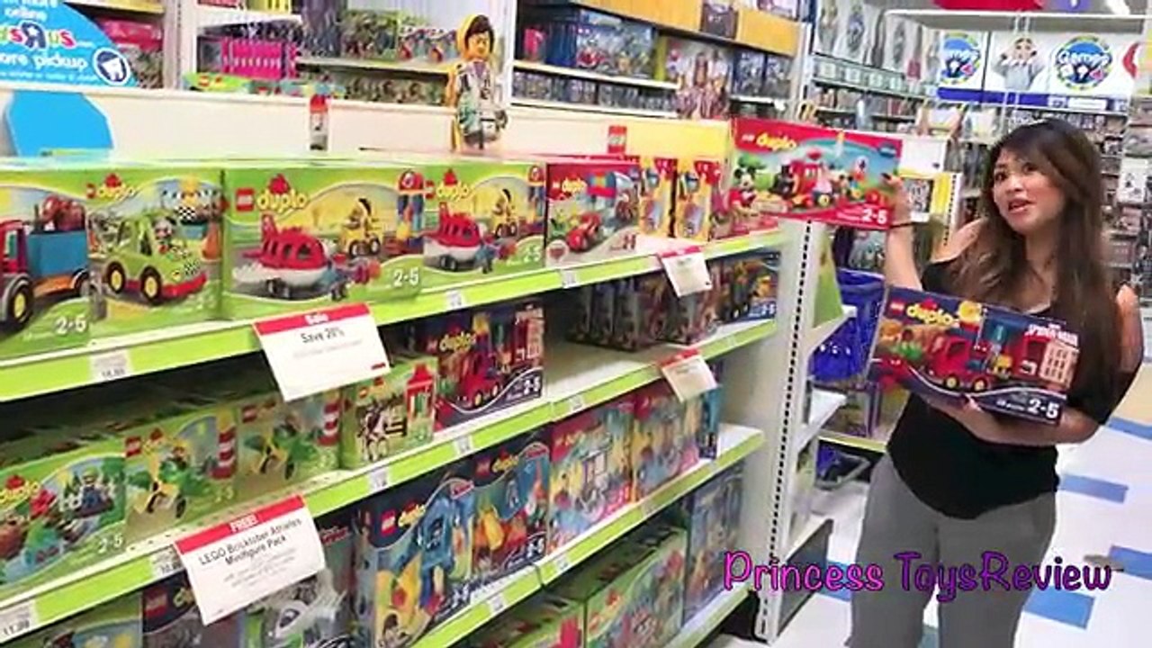 GIANT SURPRISE EGG filled with 100 HOT WHEELS CARS Toy Hunt for Kids