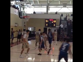 Savunma Yapan Genci İki Ekmek Almaya Yollayıp  'Self Alley-Oop' Yapan Eleman