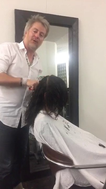 How to cut long layered haircut on Curly Hair