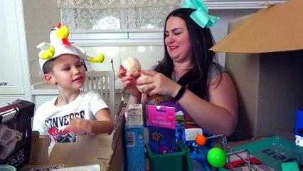 Мистери Бокс подарок от Макса для Люды. Johny Johny Yes Papa and More Videos