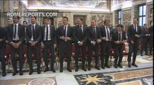 El Papa recibe a los campeones del mundo de fútbol en el Vaticano