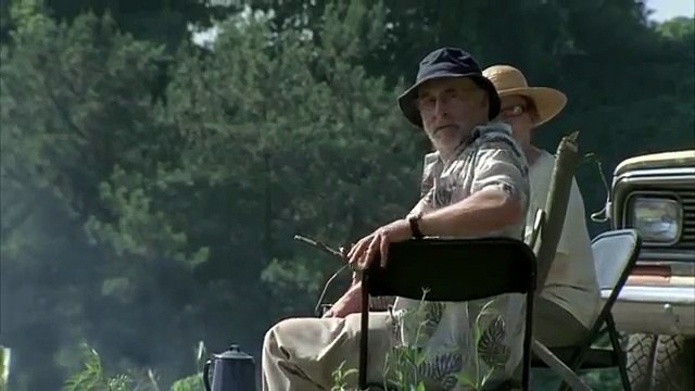 THE WALKING DEAD 1x01 Shane Hears Rick on the Radio Scene HD Season 1 Episode 1