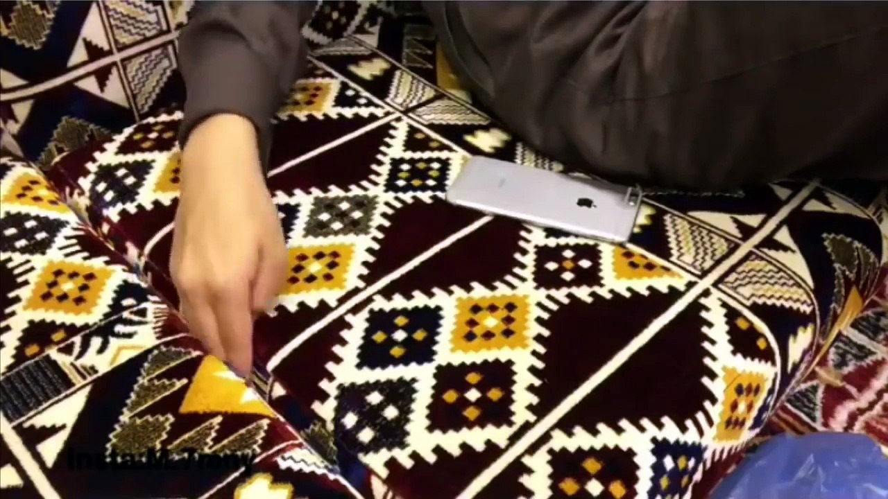 اذا جاك احد وقالك عطني فصفص