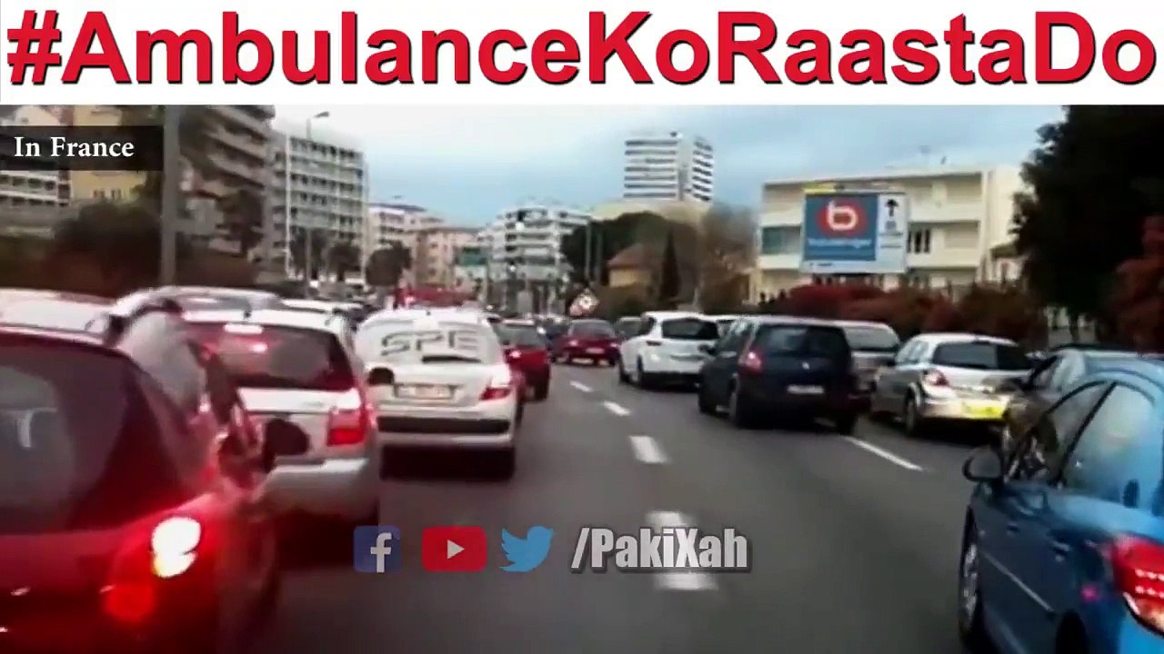 Clear way for the Ambulance