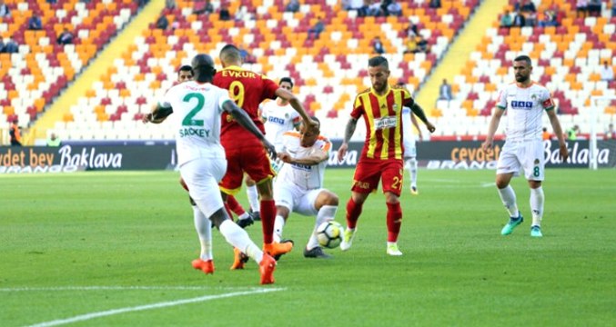 Evkur Yeni Malatyaspor, Aytemiz Alanyaspor'la Son Dakikada Yediği Golle Berabere Kaldı
